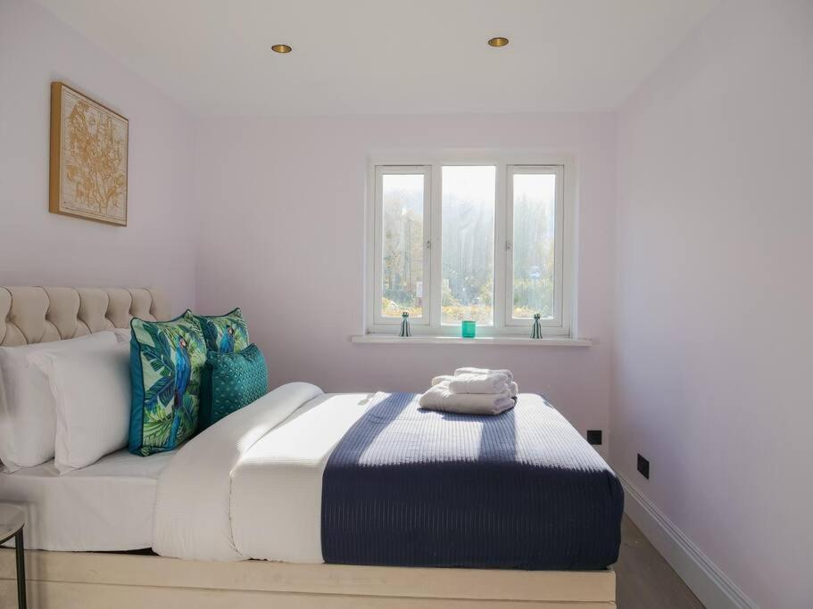 Stylish Retreat For Your Short Getaway Londra Exterior foto
