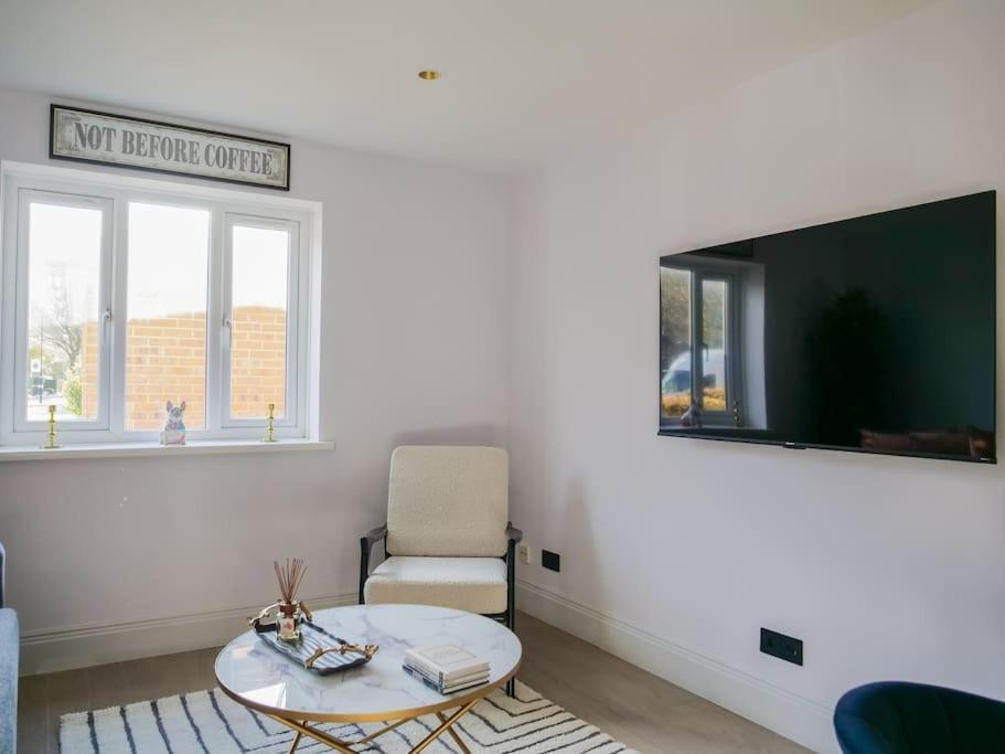 Stylish Retreat For Your Short Getaway Londra Exterior foto